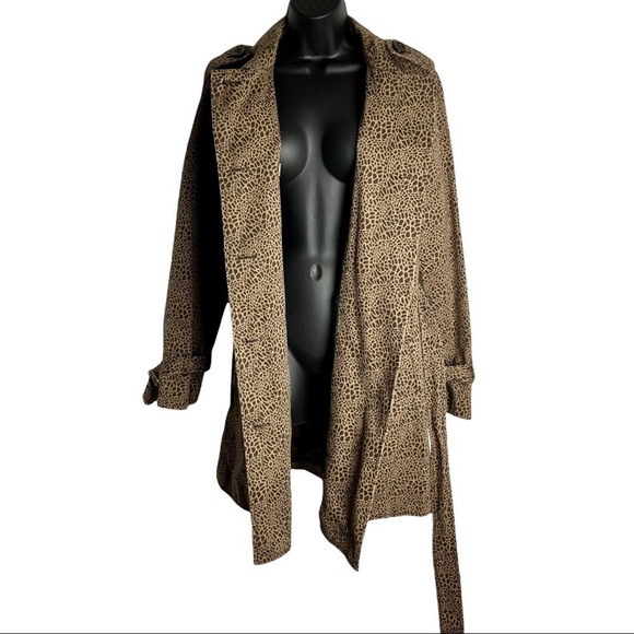 Liz Claiborne Leopard Trench Coat Size 10 - Picture 7 of 9